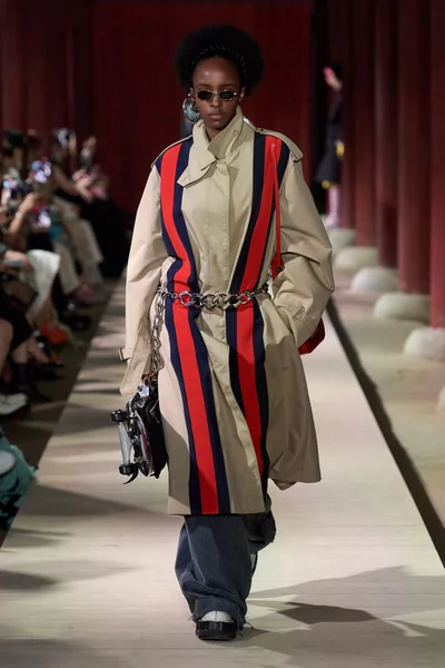 Look 22